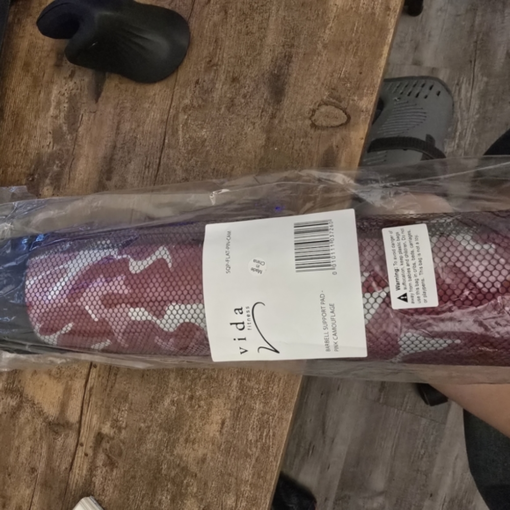 Vida Fitness Pink Camouflage Barbell Support Pad